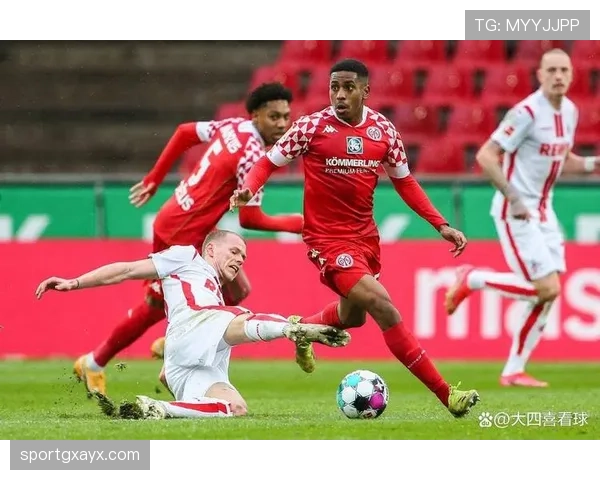 德甲转会窗口临近，多队争抢状态回暖新星