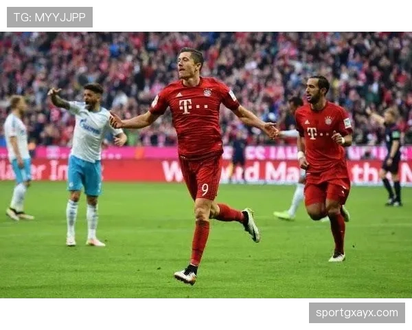 拉菲尼亚对位顶级边卫时的突破能力解析